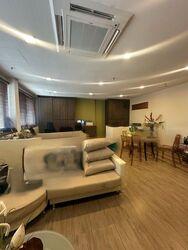 Balmoral Plaza (D10), Office #473569451